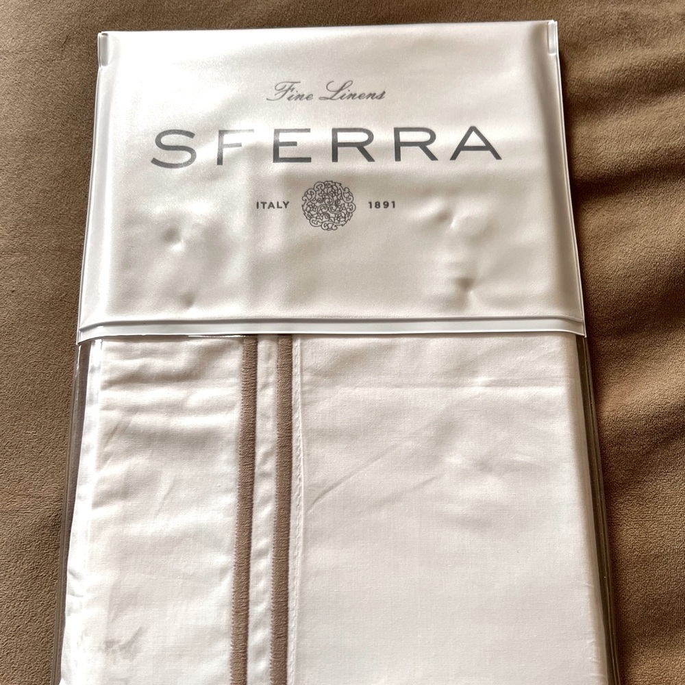 NWT Sferra Grande Hotel Continental/Euro Sham
